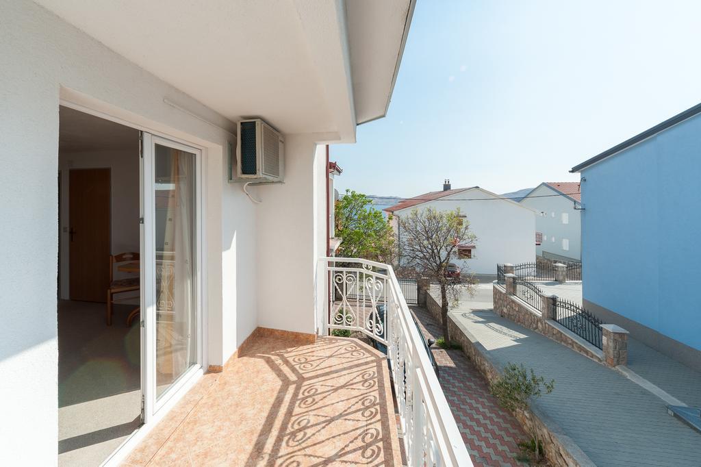 Apartmenthaus Hana 卡尔卢巴格 外观 照片